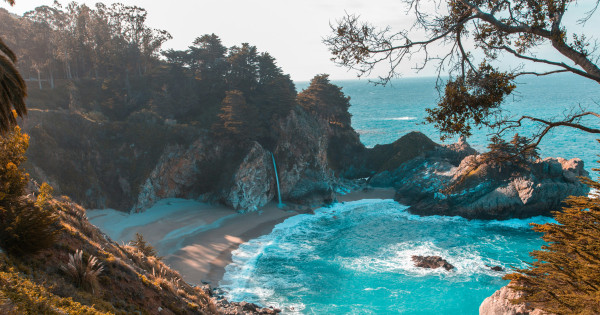 Borítókép: Toplista: A 10 legjobb tengerparti nyaralóhely Európában 2025 nyarára