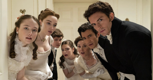 Borítókép: Sorozat vs. valóság: Megdöbbentő, hogy mennyi idősek valójában A Bridgerton család színészei a szerepükhöz képest