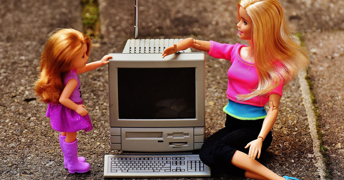 Borítókép: Milyen lenne az életünk 2024-ben internet nélkül? 13 dolog, amit már el sem tudunk képzelni offline