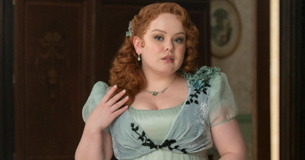 Borítókép: Hivatalos! Nicola Coughlan a body positivity új stílusos istennője