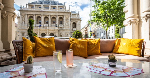 Borítókép: A Paloma koktél világnapján nyit a  Don Julio 1942 x W Budapest exkluzív terasz 