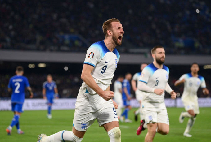 Harry Kane örül a góljának