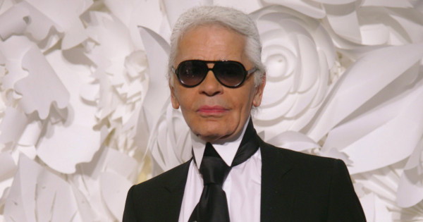 Borítókép: Volt, hogy tizenhárom hónap alatt 42 kilót fogyott! Avagy 10 őrültes dolog Karl Lagerfeldről