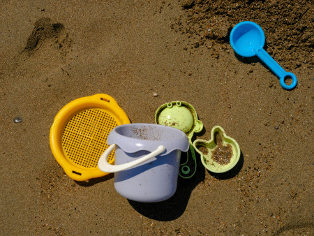 Borítókép: Ennyi mindenre hat, ha a gyerek sokat homokozik: az idegrendszer fejlődésétől a konfliktuskezelésig