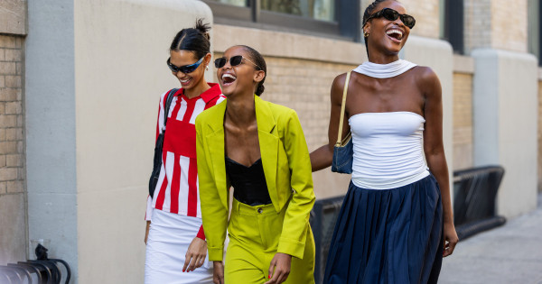 Borítókép: 3 ruhadarab, ami már nem lesz divatos 2024 nyarán - mutatjuk, mik jönnek helyettük! 