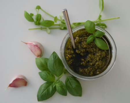 Borítókép: 4 mennyei nyári pesto recept: ha ezekből a zöldségekből készíted, nyáron is támogatod az egészségedet