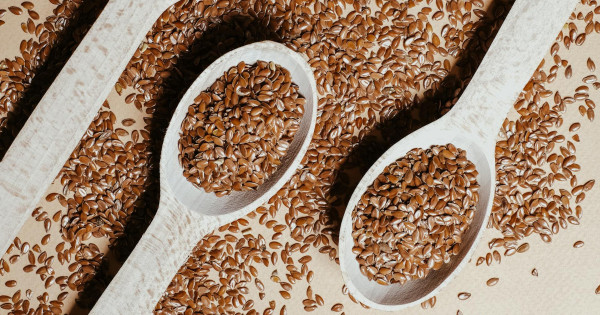 Borítókép: A lenmag 6 pozitív hatása a bélrendszerre: napi egy kiskanál csodát tesz a szervezettel