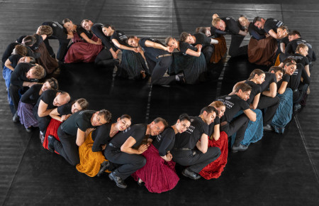 Borítókép: „Csak egy hős” – Néptánccal egy nemes ügyért – videópremier