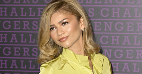 Borítókép: A nyár 7 legstílusosabb frizurája félhosszú hajból: a fodrászok szerint ezek a szezon kedvencei 