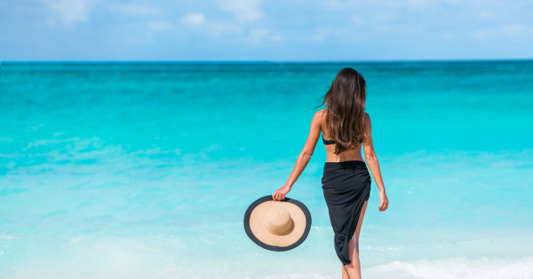 Borítókép: 6 bikinis outfit ötlet a francia nőktől, hogy a vízparton is te legyél a legstílusosabb