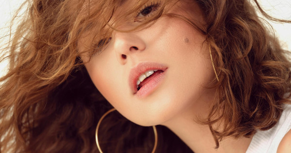 Borítókép: Erről minden nőnek tudnia kellene! Védi és hidratálja a hajat, erősíti a hajhagymákat - íme a shea vaj 6 jótékony hatása