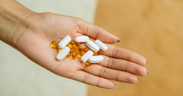 Borítókép: A szakértők figyelmeztetnek! 6 étrend-kiegészítő, amely valójában gyulladást és puffadást okozhat