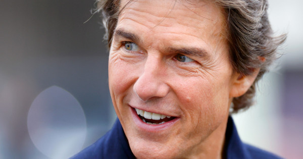 Borítókép: Sokkoló átalakulás! Egy orvos végre elmagyarázta, mi állhat Tom Cruise arcának drasztikus eltorzulása hátterében