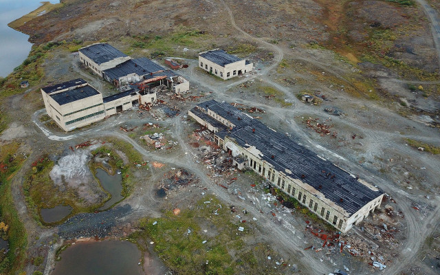 A létesítmény hamar az enyészetévé vált.