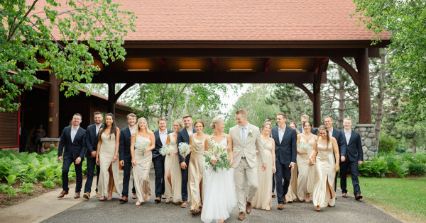 Borítókép: Ez az 5 legnagyobb hiba, amit egy esküvőn elkövethetsz: nagyon kínos pillanatokat okozhat