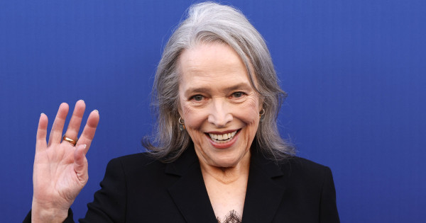 Borítókép: Kathy Bates rengeteget fogyott! A rajongók aggódnak, hogy ennek hátterében súlyos dolog áll 