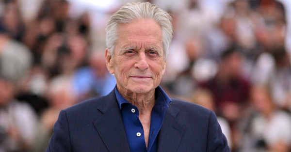 Borítókép: Van, amit sosem akarnak újra látni: a nézők szerint ez Michael Douglas legrosszabb és legjobb filmje