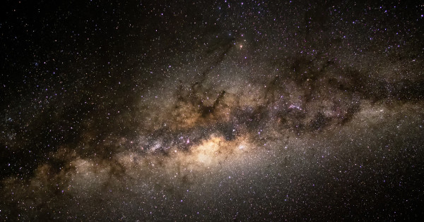 Borítókép: 3 csillagjegy, akinek az élete hatalmas változást vesz még februárban - a Nap és a Merkúr is jegyet vált, ami felkavarja az energiákat!