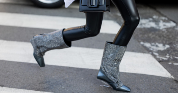 Borítókép: Ismét menő a leggings! Így viselik a stílusos nők 2024 őszén ezt a megosztó darabot