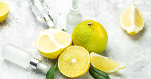 Borítókép: Itt az ideje, hogy elhidd: bőrgyógyászok igazolták a citrom bőrre való pozitív hatásait - mutatjuk, mik ezek!