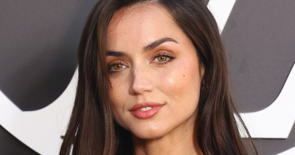 Borítókép: Téli sminktrend sosem volt még ilyen egyszerű, szép és kedvünkre való - íme a természetes ragyogás titkai!