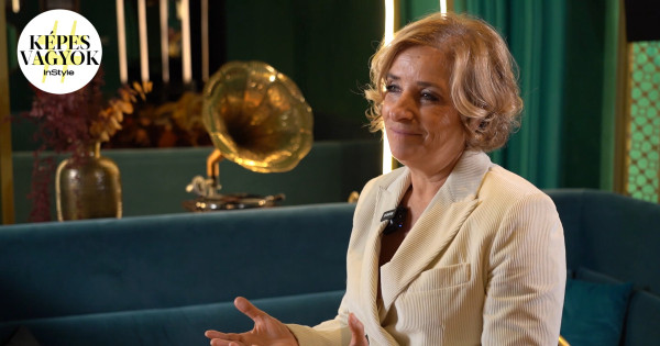 Borítókép: Feller Adrienne: „Már édesanyám is folyamatosan kapcsolódott a nőkhöz” - VIDEÓ