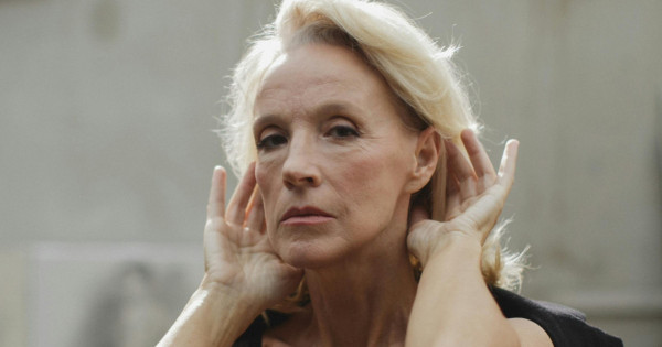 Borítókép: Ez a koreai anti-aging szérum öregedésgátló „csodafegyver” - itthon is hódít!