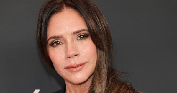 Borítókép: A legszigorúbb sztárdiéták! Ezt eszik a híres nők, hogy megtartsák hihetetlen és tökéletes alakjukat a mindennapok során