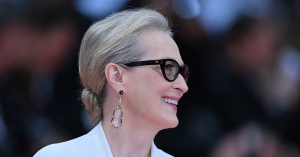 Borítókép: 6 frizurafazon, ami bebizonyítja, hogy nincs is elegánsabb az ősz hajnál