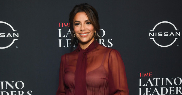 Eva Longoria is viseli Palvin Barbi egyik kedvenc színét: ez a tél legdögösebb árnyalata