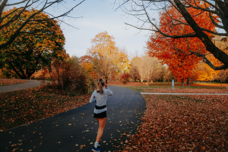 Borítókép: Egészségmegőrzés és sport a természetben: ezt a 8 mozgásformát bátran űzheted még ősszel is!