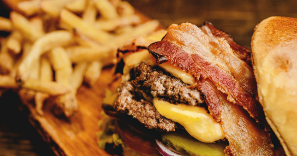 Borítókép: Ez a 8 legegészségtelenebb étel, amiből sokat fogyasztunk