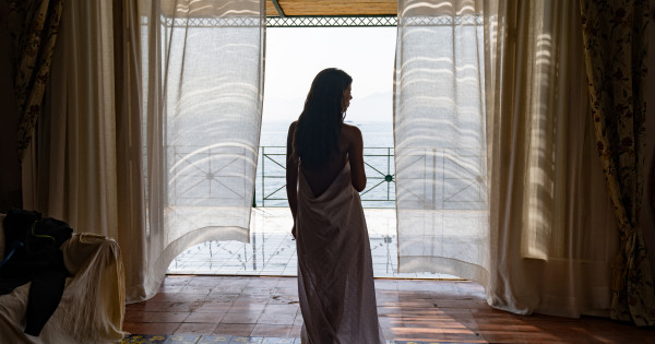 Borítókép: Saint Laurenttől a nápolyi tengerpartig