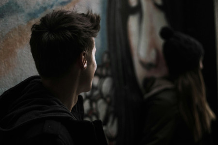 Borítókép: Amikor csak látszólag fogadnak be egy SNI-s gyereket: igaz történet a rideg integrációról