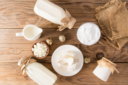 Borítókép: 8 étel, amivel megerősítheted a csontjaidat 50 év felett: így támogasd természetesen csontjaid egészségét a változókor küszöbén