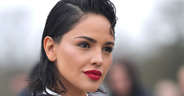 Borítókép: Nem menő már a piros rúzs! 7 sminktrend, ami már nem lesz divatos 2025-ben - mutatjuk, mik jönnek helyettük!