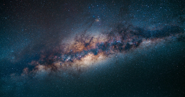 Borítókép: 3 csillagjegy, akinek különösen jó fordulatot hoz az életébe a most beköszöntő Vízöntő-szezon