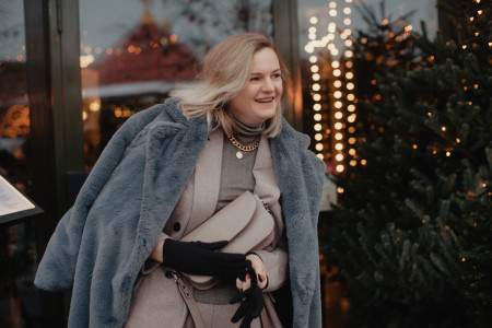 Borítókép: 9 ruhadarab teltkarcsú nőknek, ami slankítja az alakot: mutatjuk, milyen tippeket érdemes követned