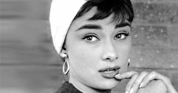 Borítókép: Tudjuk, hogy csinálta! 14 időtálló stílustrükk, amire Audrey Hepburn évtizedekig esküdött