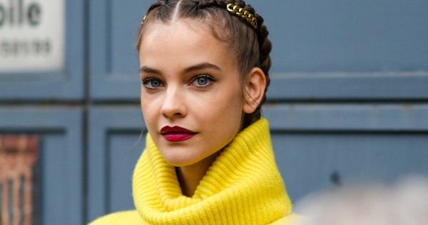 Borítókép: A rúzsozási trükk, ami már kifejezetten kínos lesz 2025-ben - erre cseréld le!