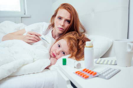 Borítókép: Beteg gyerekek vs. munka: Anyukákat kérdeztünk, hogy lehet ezt megoldani