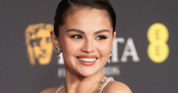 Borítókép: Eláll a lélegzet! Mutatjuk a 2025-ös BAFTA-gála legcsodásabb ruhakölteményeit