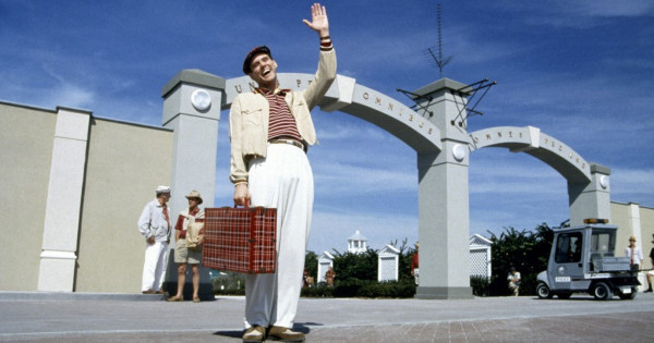 Borítókép: Ijesztő a hasonlóság! A Truman Show megjósolta, milyen lesz a világ 2025-ben