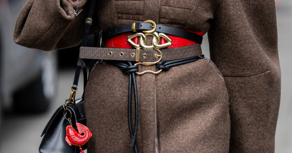 Borítókép: Egyetlen outfit sem teljes nélküle! A kiegészítő, amit 2025-ben minden a stílusos nő viselni fog