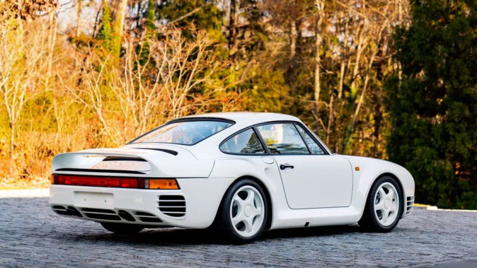Porsche 959 S hátulról