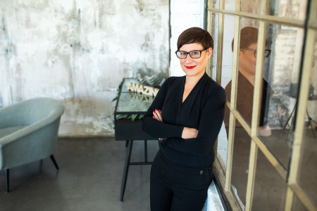 Borítókép: A hiszti fontos, csak érteni kell – beszélgetés Tóth Zsuzsa családterapeutával