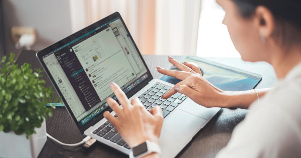 Borítókép: Ha év közben talál meg egy állás Budapesten – szabadságok egy tört évben