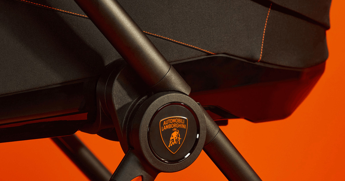 Lamborghini babakocsi részletfotója