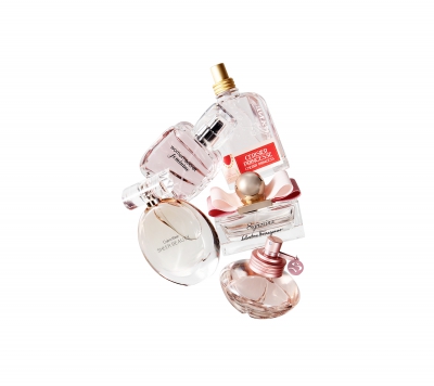 Borítókép: Parfüm, mégse drága