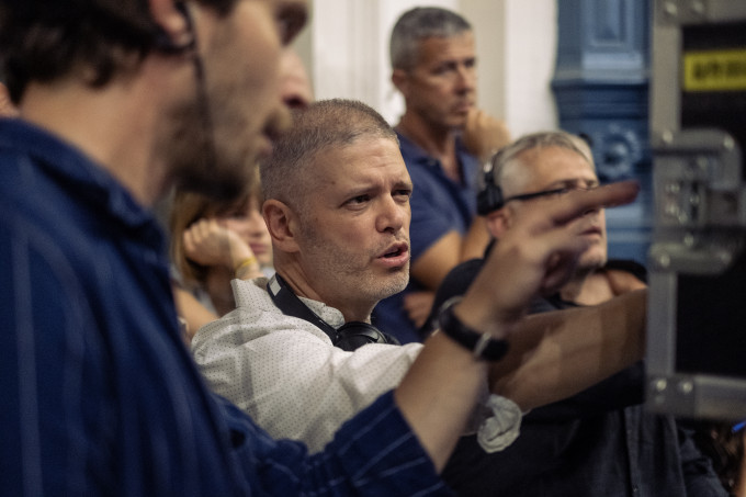 Orosz Dénes rendező a Hogyan tudnék élni nélküled? című film forgatásán